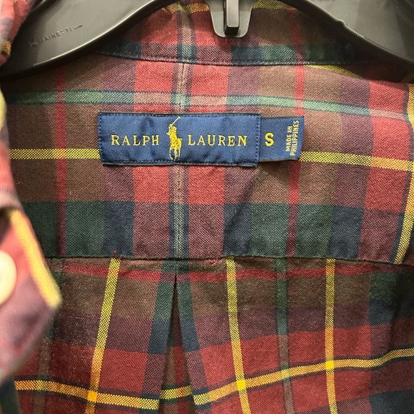Ralph Lauren button up Size small!! - Picture 2 of 4